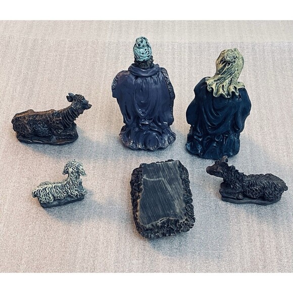 Vintage Resin Nativity Set 10 Pc Jesus Mary Joseph Wise Men Diamond Collection - Picture 6 of 7